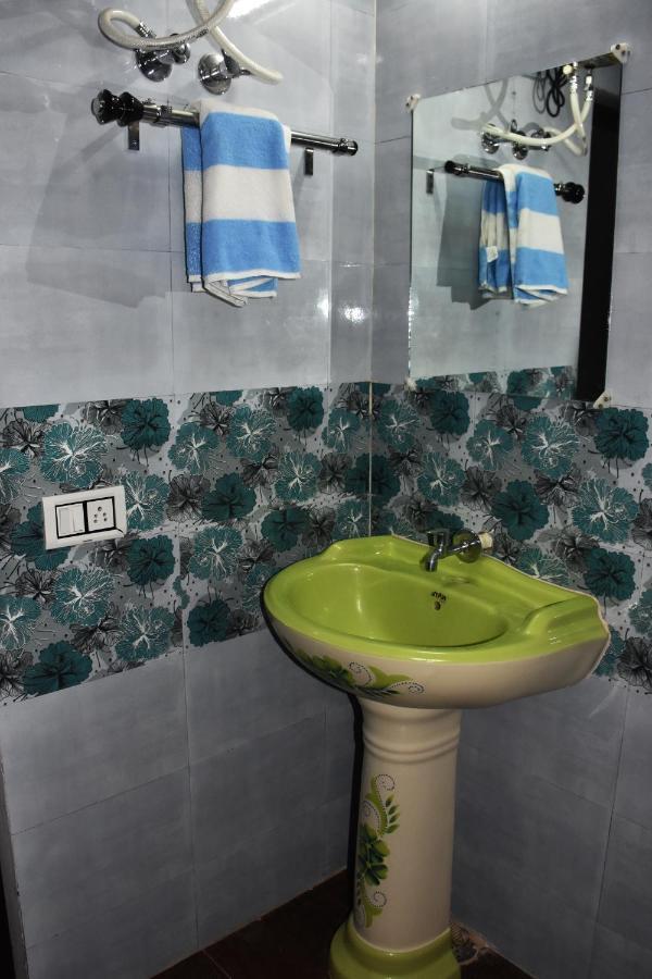 Corbett Bhavesh Home Stay Jhirna Kültér fotó