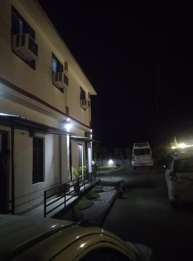 Corbett Bhavesh Home Stay Jhirna Kültér fotó