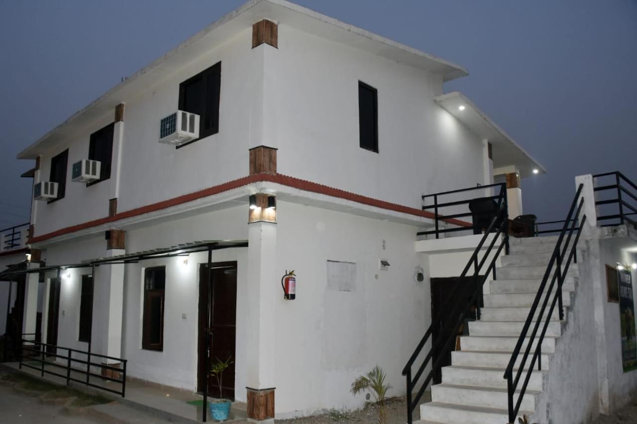 Corbett Bhavesh Home Stay Jhirna Szoba fotó